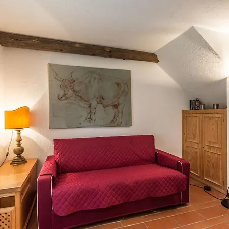 Altido Charming With Mountain Views And Backyard In *